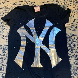 Pink Yankees Tee with bling XS, New!